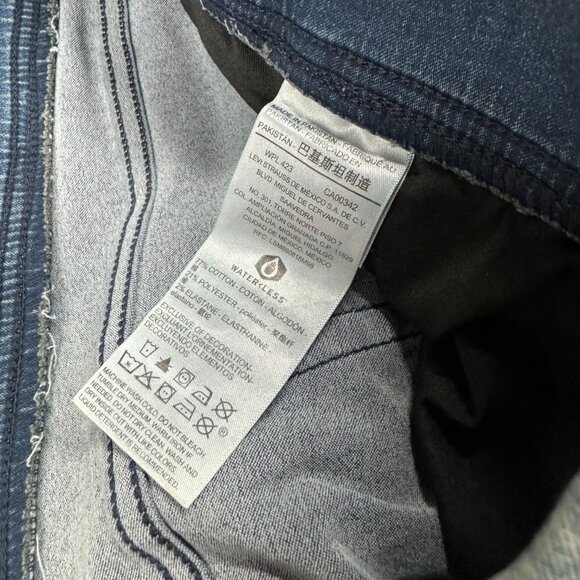 930. Size 28 Short - SIGNATURE by LEVI'S Pull On Skinny Jeans Denim Shaping NEW - Picture 8 of 10